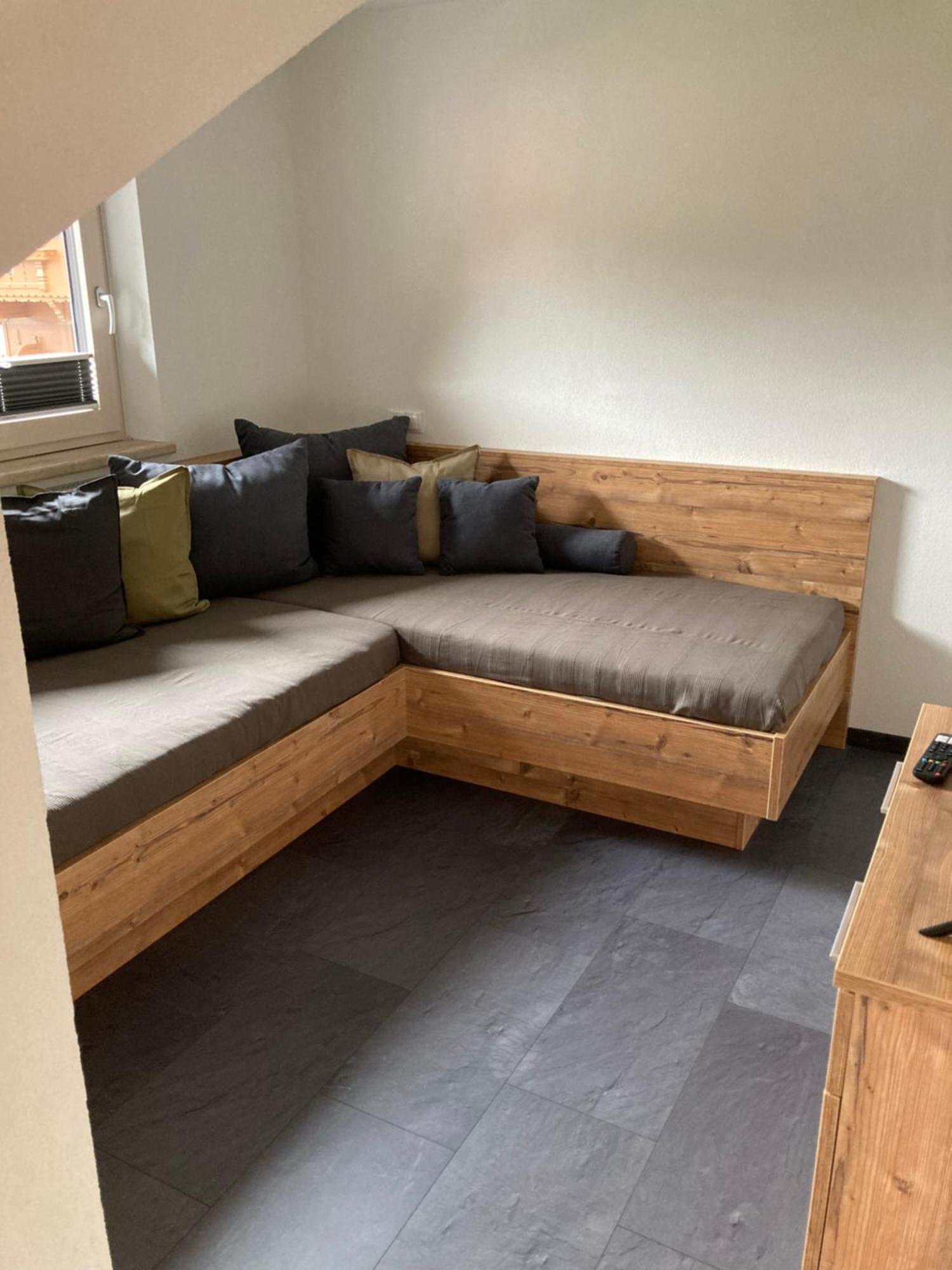 Aparthotel Berghof Geisler à Finkenberg Extérieur photo